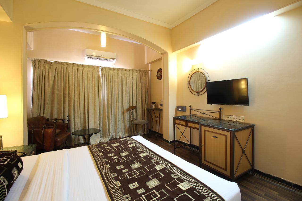 Hotel Gurukripa Daman Exterior photo