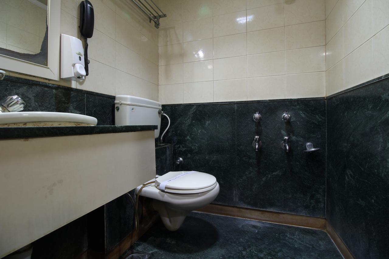 Hotel Gurukripa Daman Exterior photo